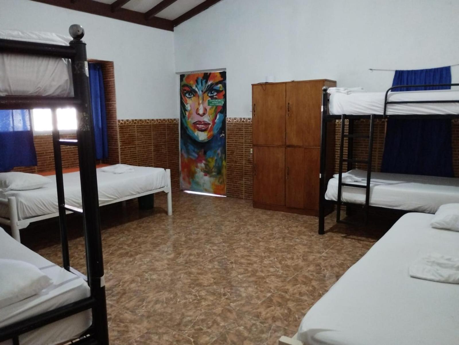 Hostal Luna Llena Getsemani Cartagena Exteriör bild
